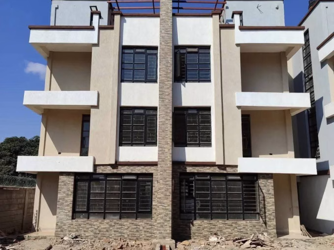 Modern 4 Bedroom Townhouse