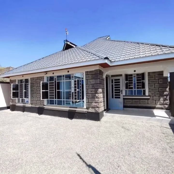 3 Bedroom All Ensuite Bungalow For Sale in Ruiru, Mugutha