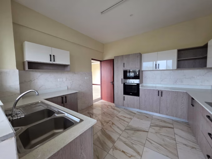 Executive 3 Bedroom Apartment for Rent in Parklands