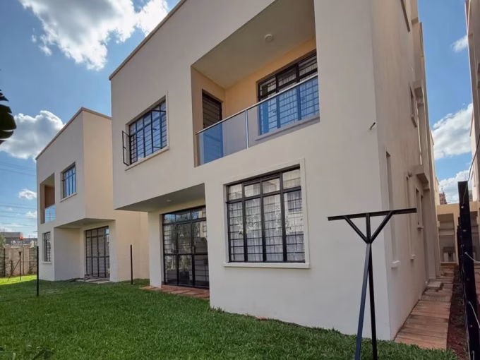 4 Bedroom Townhouse