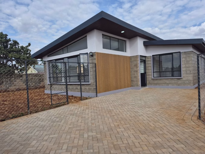 Modern 3 Bedroom House