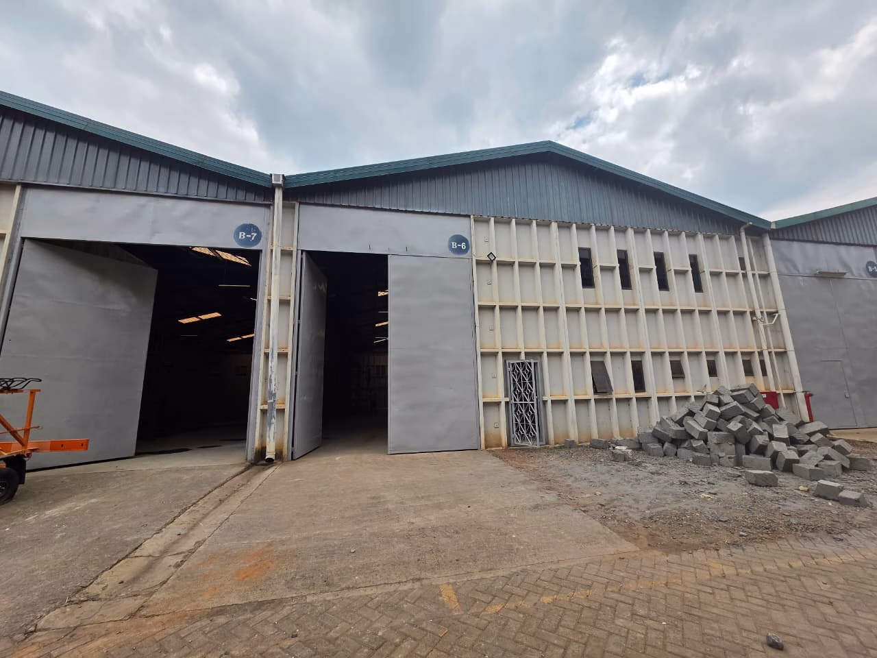 Premium 5545 SQFT Warehouse for Rent in Ruiru