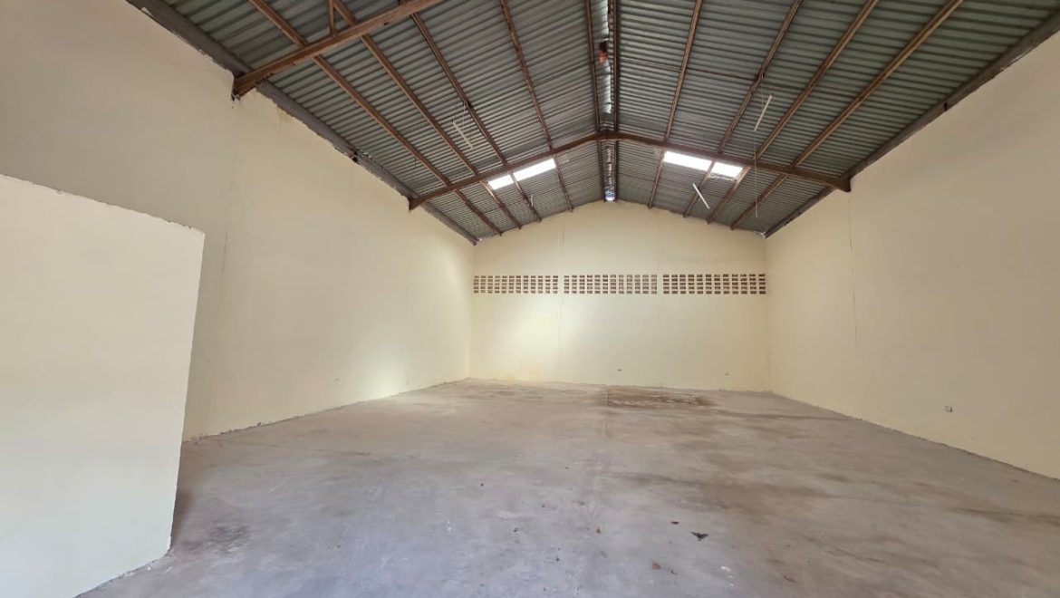 Affordable Warehouse for Storage