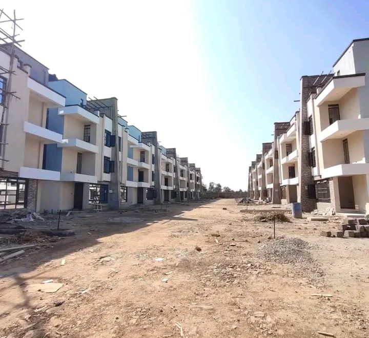 Modern 4 Bedroom Townhouses